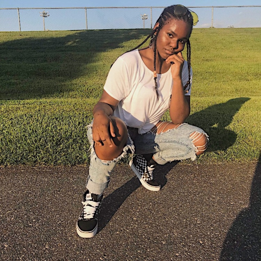 Meet your Posher, Ariel